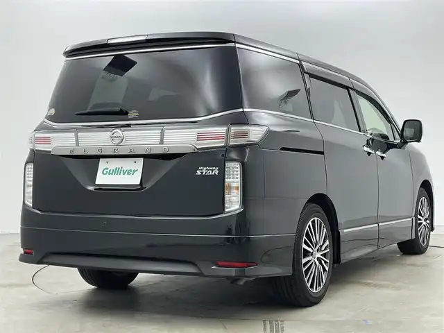 日産 エルグランド 250ハイウェイスターS 岡山県 2022(令4)年 3.8万km 黒 純正10インチナビ/（CD/DVD/BT/TV）/純正12.1インチ後席モニター/全方位カメラ/両側パワースライドドア/電動リアゲート/衝突軽減ブレーキ/レーンアシスト/ブラインドスポットモニター/オートハイビーム/LEDヘッドライト/フォグランプ/ビルトインETC