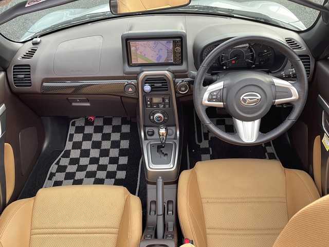 ダイハツ コペン ローブ 千葉県 2014(平26)年 7.3万km リキッドシルバーM 純正ナビ/ＣＤ、ＳＤ、ＵＳＢ/ワンセグＴＶ/ＥＴＣ/バックカメラ/衝突被害軽減ブレーキ/純正フロアマット/前席シートヒーター/ＭＴモード付ＡＴ/スマートキー/プッシュスタート/保証書、取扱説明書