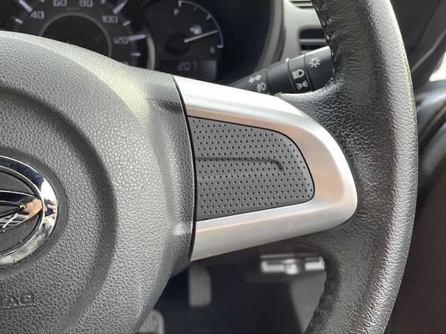 ダイハツ コペン ローブ 千葉県 2014(平26)年 7.3万km リキッドシルバーM 純正ナビ/ＣＤ、ＳＤ、ＵＳＢ/ワンセグＴＶ/ＥＴＣ/バックカメラ/衝突被害軽減ブレーキ/純正フロアマット/前席シートヒーター/ＭＴモード付ＡＴ/スマートキー/プッシュスタート/保証書、取扱説明書