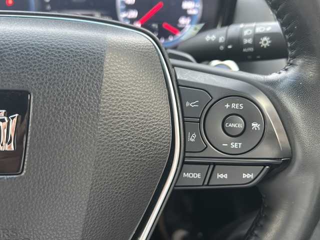 トヨタ クラウン ハイブリッド RS アドバンス 大阪府 2018(平30)年 4.9万km ブラック 純正ナビ（フルセグTV/Bluetooth/DVD）/バックカメラ/レーダークルーズコントロール/ヘッドアップディスプレイ/ブラインドスポットモニター/ETC2.0/前席パワーシート（運転席のみシートメモリー付）/ブレーキホールド機能/電動リヤサンシェード/オートライト/プッシュスタート/パドルシフト/純正18インチアルミホイール