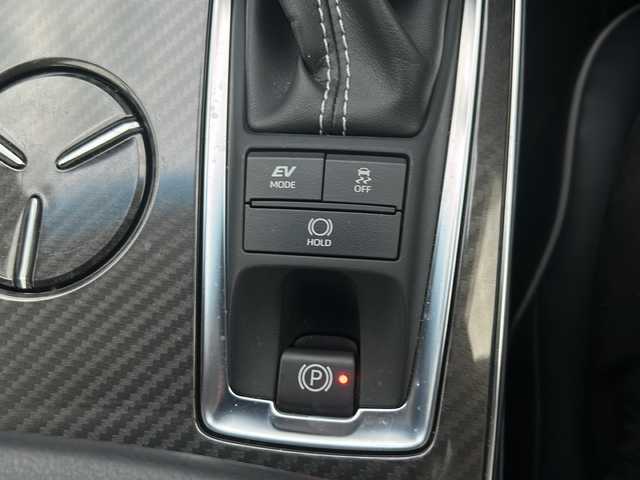 トヨタ クラウン ハイブリッド RS アドバンス 大阪府 2018(平30)年 4.9万km ブラック 純正ナビ（フルセグTV/Bluetooth/DVD）/バックカメラ/レーダークルーズコントロール/ヘッドアップディスプレイ/ブラインドスポットモニター/ETC2.0/前席パワーシート（運転席のみシートメモリー付）/ブレーキホールド機能/電動リヤサンシェード/オートライト/プッシュスタート/パドルシフト/純正18インチアルミホイール