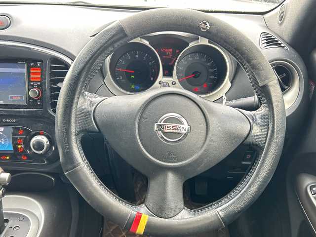 日産 ジューク 15RX アーバンセレクション 鹿児島県 2014(平26)年 12.6万km パール 純正ナビ/　　CD/DVD/BT/フルセグ/バックカメラ/オートライト/純正17インチアルミホイール/ステアリングスイッチ/アイドリングストップ/スマートキー/ETC