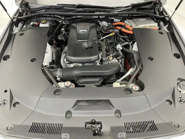 トヨタ クラウン ハイブリッド RS 滋賀県 2019(令1)年 4.4万km ホワイトパールクリスタルシャイン 純正ナビ/【CD/DVD/USB/Bluetooth/フルセグTV】/バックカメラ/ビルトインETC/ドライブレコーダー/トヨタセーフティセンス/・レーントレーシングアシスト/・レーダークルーズコントロール/・プリクラッシュセーフティ/・ロードサインアシスト/・先行車発進告知機能/パワーシート/シートヒーター/ステアリングヒーター/3眼LEDヘッドライト/フォグランプ/オートライト/ダウンサス/プッシュスタート/スマートキー