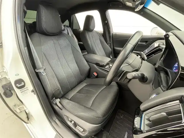 トヨタ クラウン ハイブリッド RS 滋賀県 2019(令1)年 4.4万km ホワイトパールクリスタルシャイン 純正ナビ/【CD/DVD/USB/Bluetooth/フルセグTV】/バックカメラ/ビルトインETC/ドライブレコーダー/トヨタセーフティセンス/・レーントレーシングアシスト/・レーダークルーズコントロール/・プリクラッシュセーフティ/・ロードサインアシスト/・先行車発進告知機能/パワーシート/シートヒーター/ステアリングヒーター/3眼LEDヘッドライト/フォグランプ/オートライト/ダウンサス/プッシュスタート/スマートキー