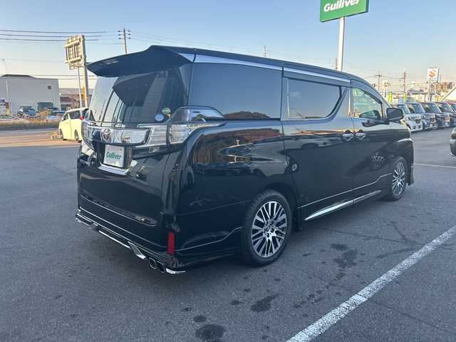 トヨタ ヴェルファイア Z Gエディション 大阪府 2016(平28)年 5.6万km ブラック １０インチナビ（フルセグ/Bluetooth)/フルモデリスタ　/後席モニター　/両側パワスラ/衝突被害軽減システム　/レーンキープアシスト　/横滑り防止装置　/オートマチックハイビーム　/バックカメラ　/パワーシート　/ハーフレザー　/純正アルミホイール/純正フロアマット/純正LEDライト/ビルトインETC/ドライブレコーダー/スペアキー1本