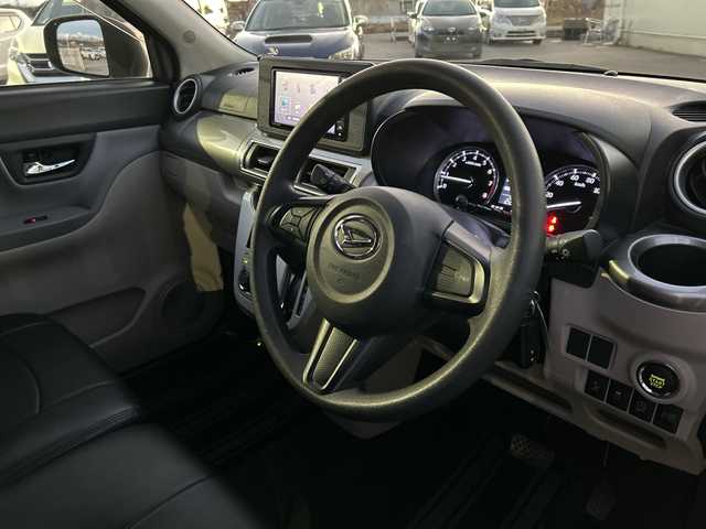 ダイハツ キャスト スタイル X SAⅡ 富山県 2017(平29)年 2.3万km ファイアークォーツレッドM 純正メモリナビゲーション/型番：NMZK-W68D/【CD/DVD/BT/SD/フルセグTV】/バックカメラ/衝突軽減ブレーキ/レーンキープアシスト/アイドリングストップ/純正フロアマット/オートライト/プッシュスタート/スマートキー×２