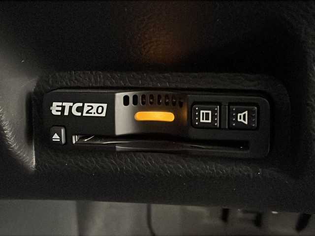 ホンダ ヴェゼル ハイブリッド e:HEV Z 宮崎県 2021(令3)年 2万km プレミアムクリスタルレッドM 禁煙車/ホンダセンシング/純正9型ディスプレイオーディオナビTV/（HONDA CONNECT/USB/HDMI/Bluetooth/フルセグTV)/純正ビルトイン2.0ETC/純正ドライブレコーダー/純正LEDオートライト/純正LEDフォグ/純正18インチアルミ/純正フロアマット/アダプティブクルーズコントロール/レーンディパーチャーアラート/ブラインドスポットモニター/ダウンヒルアシストコントロール/クリアランスソナー/ウインカードアミラー/パドルシフト/置くだけ充電/ステアリングヒーター/前席シートヒーター/デュアルオートエアコン/スマートキー/プッシュエンジンスタート/スペアキー