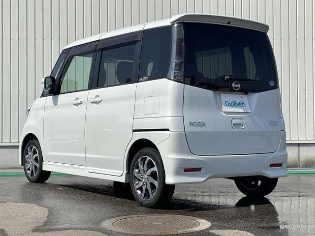 日産 ルークス ハイウェイスター ターボ 富山県 2012(平24)年 6.9万km スノーパールホワイト 純正ナビ(MC312D-A)/AM/FM/CD/DVD/Bluetooth/フルセグTV/バックカメラ/ターボ/ETC/両側パワースライドドア/スマートキー/純正14インチアルミホイール