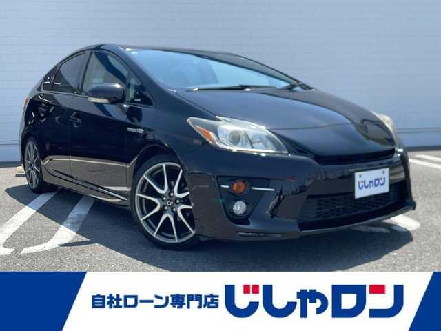 トヨタ プリウス S ツーリングセレ G’s 熊本県 2013(平25)年 11.1万km ブラック (株)IDOMが運営する【じしゃロン熊本店】の自社ローン専用車両になります/こちらは現金またはオートローンご利用時の価格です。自社ローンご希望の方は別途その旨お申付け下さい./社外ナビ/バックカメラ/ステアリングスイッチ/ビルトインETC/純正フロアマット/ステアリングスイッチ/スマートキープッシュスタート/LEDヘットライト