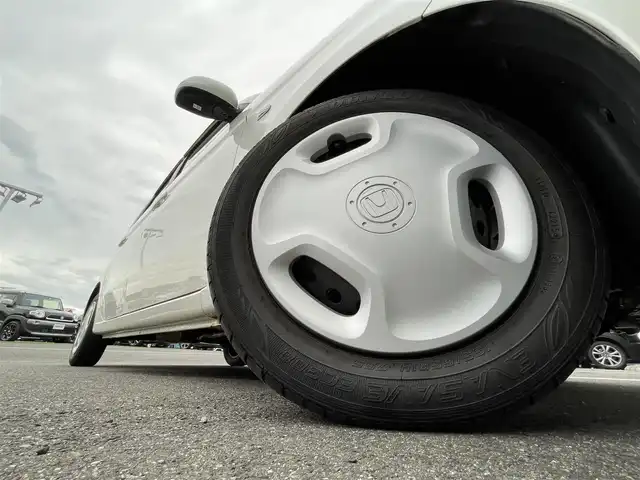 ホンダ Ｎ ＯＮＥ G 香川県 2015(平27)年 5.1万km プレミアムホワイトパール 登録時走行距離：50799km/ディーラー純正ナビ/　CD DVD BT/ETC/レベライザヘッドライト/横滑り防止装置/アイドリングストップ/ベンチシート/ISOFIX/プッシュスタート/スマートキー/スペアキー