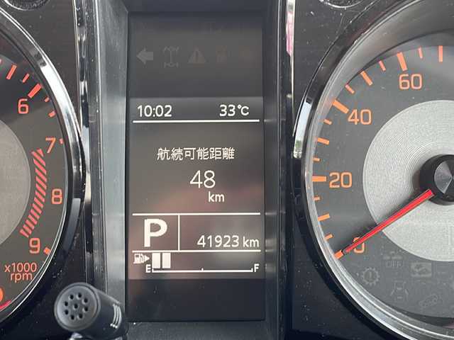 スズキ ジムニー XC 静岡県 2022(令4)年 4.2万km ピュアホワイトP ４WD/ワンオーナー/純正8インチナビ/(CD/DVD/BT/AM/FM)/プッシュスタート/ビルトインETC/ステアリングスイッチ/クルーズコントロール/前後ドライブレコーダー/アイドリングストップ/シートヒーター/フロアマット/電動格納ミラー/ウィンカーミラー/LEDヘッドライト/フォグランプ/純正16インチAW/衝突被害軽減システム/ダウンヒルアシストコントロール/クリアランスソナー/横滑り防止装置/スマートキー