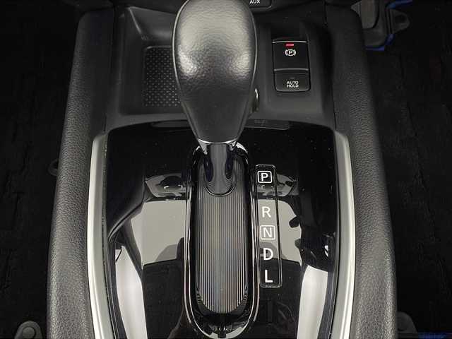 日産 エクストレイル ハイブリッド 20Xi 新潟県 2020(令2)年 3.2万km ブリリアントホワイトパール ４WD/プロパイロット/純正SDナビ　　/　　CD/DVD/AM/FM/フルセグ/BT/iPod/アラウンドビュモニター/インテリジェンスクルーズコントロール/パワーバックドア/HIDオートライト/レザーシート/全席シートヒーター/17インチ純正アルミホイール付/ステアリングスイッチ/USB/電動パーキングブレーキ/オートブレーキホールド/デジタルインナーミラー/スペアキー/スマートキー/ETC