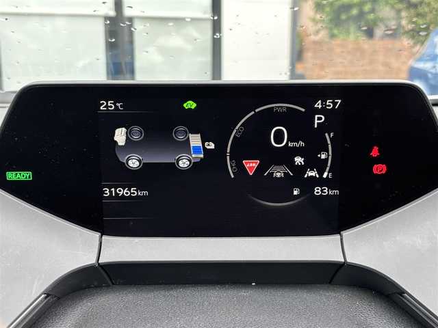 トヨタ プリウス U 宮城県 2024(令6)年 3.2万km プラチナホワイトパールマイカ 登録時走行距離31965km/純正ディスプレイオーディオ/レーダークルコン/BT・ミラキャスト/ブラインドスポットモニター/オートライト/オートハイビーム/ドラレコ/レーンキープ/プリクラッシュ/横滑り防止