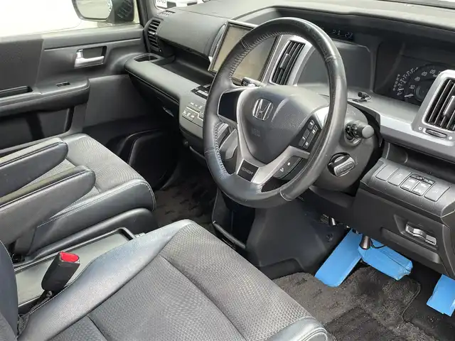 ホンダ ステップワゴン スパーダ Z クールスピリット 岡山県 2013(平25)年 9.3万km プレミアムコスミックバイオレットパール (株)IDOMが運営する【じしゃロン岡山店】の自社ローン専用車両です。こちらは現金またはオートローンご利用時の価格です。 自社ローンご希望の方は別途その旨お申し付け下さい/・純正ナビゲーション/・両側電動スライドドア/・後席モニター/・ＥＴＣ/・クルコン
