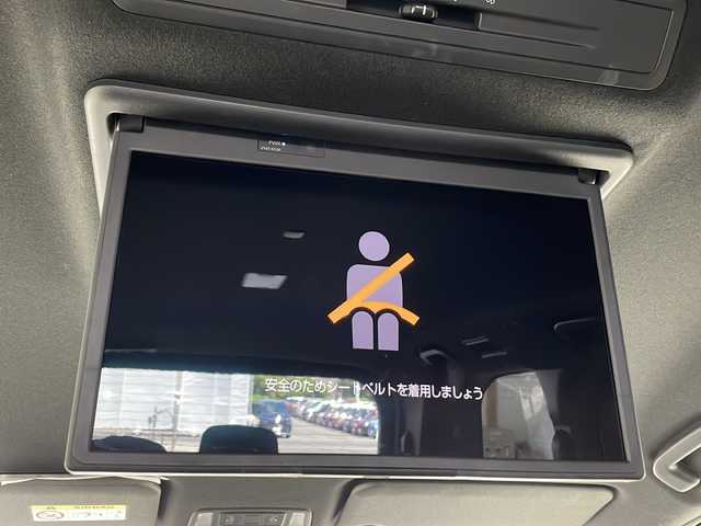 トヨタ ヴォクシー ハイブリッド S－G 千葉県 2022(令4)年 2.2万km アティチュードブラックマイカ 純正ディスプレイオーディオ/　CD/DVD/Bluetooth/フルセグTV/トヨタセーフティセンス/レーダークルーズコントロール/レーンキープアシスト/衝突軽減ブレーキ/クリアランスソナー/先行車発進警報/ロードサインアシスト/オートハイビーム/電動パーキング/オートホールド/純正フリップダウンモニター/両側パワスラ/LEDライト/バックカメラ/フロアマット