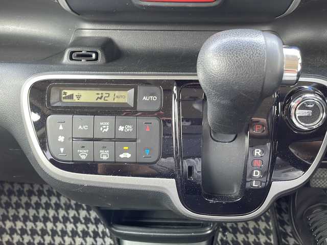 ホンダ Ｎ ＢＯＸ カスタム G SSパッケージ 山口県 2015(平27)年 4.4万km プレミアムゴールドパープルパール 純正ギャザーズメモリナビ/Bluetooth/ワンセグTV/バックカメラ/両側パワースライドドア/横滑り防止装置/シティブレーキシステム/プッシュスタート/スマートキー/HIDヘッドライト/フォグライト/オートライト/ETC/オートエアコン/純正14インチアルミホイール/ベンチシート/前席アームレスト/社外フロアマット/保証書・取説/スペアキー1個