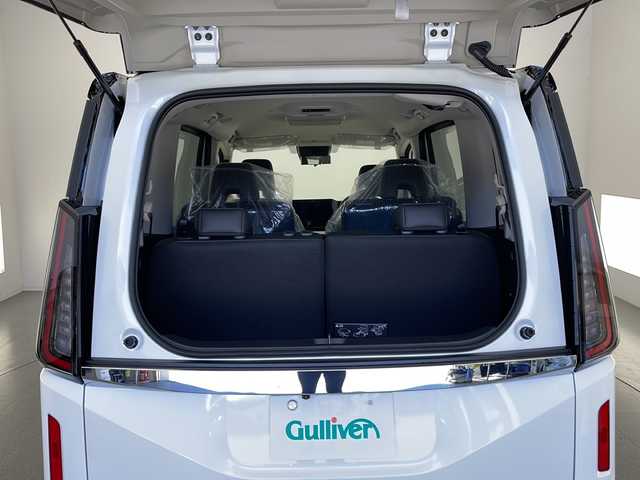 日産 セレナ e－パワー ハイウェイスター V 長野県 2025(令7)年 0.1千km 白Ⅱ 登録済未使用車/大型ナビ/（フルセグ/Bluetooth/HDMI）/全方位モニター/デジタルインナーミラー/両側電動スライドドア（ハンズフリー）/純正後席モニター/ビルトインETC2.0/衝突軽減ブレーキ/レーンキープアシスト/プロパイロット/前後コーナーセンサー/ブラインドスポットモニター/先行車発進お知らせ/標識認識機能/前後ドライブレコーダー/デジタルインナーミラー/置くだけ充電/オートホールド/スマートキー/スペアキー/取扱説明書/保証書