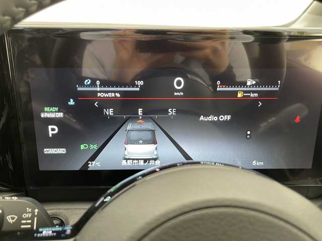 日産 セレナ e－パワー ハイウェイスター V 長野県 2025(令7)年 0.1千km 白Ⅱ 登録済未使用車/大型ナビ/（フルセグ/Bluetooth/HDMI）/全方位モニター/デジタルインナーミラー/両側電動スライドドア（ハンズフリー）/純正後席モニター/ビルトインETC2.0/衝突軽減ブレーキ/レーンキープアシスト/プロパイロット/前後コーナーセンサー/ブラインドスポットモニター/先行車発進お知らせ/標識認識機能/前後ドライブレコーダー/デジタルインナーミラー/置くだけ充電/オートホールド/スマートキー/スペアキー/取扱説明書/保証書