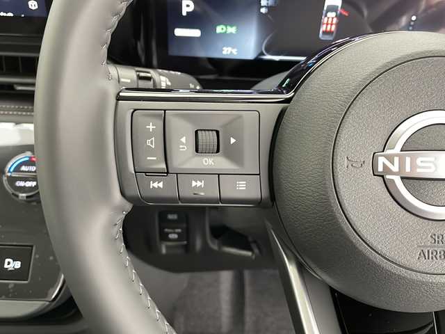 日産 セレナ e－パワー ハイウェイスター V 長野県 2025(令7)年 0.1千km 白Ⅱ 登録済未使用車/大型ナビ/（フルセグ/Bluetooth/HDMI）/全方位モニター/デジタルインナーミラー/両側電動スライドドア（ハンズフリー）/純正後席モニター/ビルトインETC2.0/衝突軽減ブレーキ/レーンキープアシスト/プロパイロット/前後コーナーセンサー/ブラインドスポットモニター/先行車発進お知らせ/標識認識機能/前後ドライブレコーダー/デジタルインナーミラー/置くだけ充電/オートホールド/スマートキー/スペアキー/取扱説明書/保証書