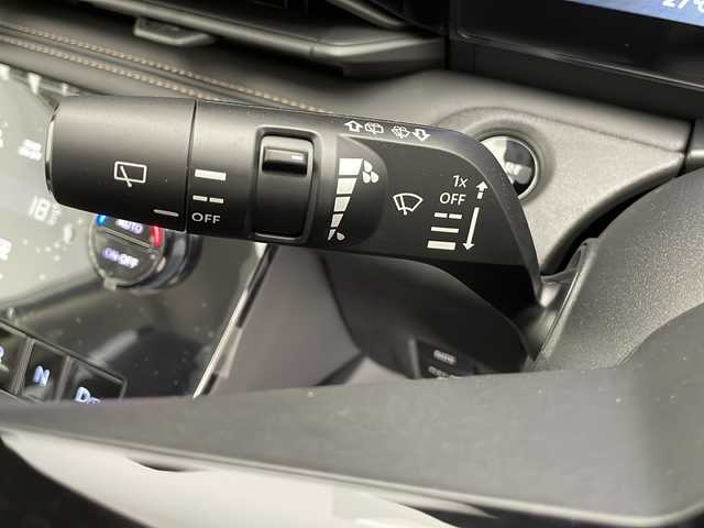 日産 セレナ e－パワー ハイウェイスター V 長野県 2025(令7)年 0.1千km 白Ⅱ 登録済未使用車/大型ナビ/（フルセグ/Bluetooth/HDMI）/全方位モニター/デジタルインナーミラー/両側電動スライドドア（ハンズフリー）/純正後席モニター/ビルトインETC2.0/衝突軽減ブレーキ/レーンキープアシスト/プロパイロット/前後コーナーセンサー/ブラインドスポットモニター/先行車発進お知らせ/標識認識機能/前後ドライブレコーダー/デジタルインナーミラー/置くだけ充電/オートホールド/スマートキー/スペアキー/取扱説明書/保証書