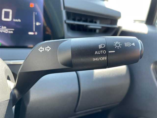 日産 ノート X FOUR 岩手県 2022(令4)年 4.3万km ブリリアントシルバー プロパイロット　日産コネクトナビ　ＡｐｐｌｅＣａｒＰｌａｙ　ＡｎｄｒｏｉｄＡｕｔｏ　フルセグ　ＨＤＭＩ　全周囲カメラ　ビルトインＥＴＣ　シートヒーター　ＢＳＭ　ステアリングヒーター　デジタルミラー