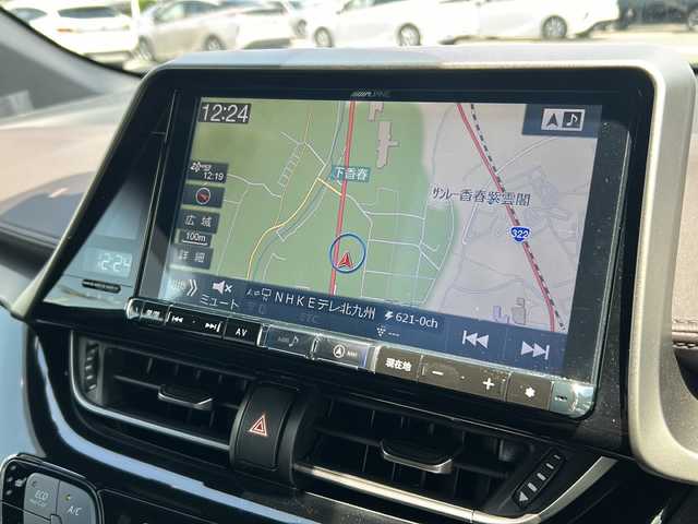 トヨタ Ｃ－ＨＲ ハイブリッド 1．8G 福岡県 2018(平30)年 2.6万km センシュアルレッドマイカ アルパイン製９インチビックXナビ/バックカメラ/ハーフレザーシート/スマートキー/ETC車載機/オートライト/オートハイビーム/サイドエアバック/純正１８インチアルミホイル