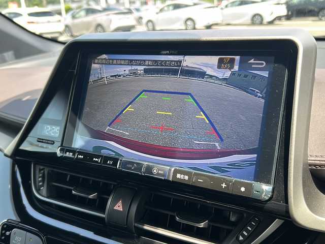 トヨタ Ｃ－ＨＲ ハイブリッド 1．8G 福岡県 2018(平30)年 2.6万km センシュアルレッドマイカ アルパイン製９インチビックXナビ/バックカメラ/ハーフレザーシート/スマートキー/ETC車載機/オートライト/オートハイビーム/サイドエアバック/純正１８インチアルミホイル