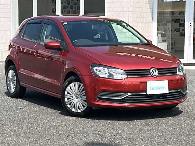 フォルクスワーゲン ポロ TSIコンフォートライン 千葉県 2014(平26)年 4.5万km サンセットレッドM 純正ナビ/フルセグTV/DVD/CD/Bluetooth/バックカメラ/クルーズコントロール/MTモード付きAT/ウィンカーミラー/ステアリングスイッチ/ETC/キーレス/ドアバイザー/スペアキー/保証書/取扱説明書