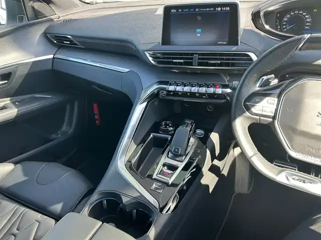 プジョー ３００８ GT ブルー HDi 石川県 2020(令2)年 2.3万km 白 ガラスサンルーフ/純正HDDナビ/衝突軽減装置/横滑り防止装置/アダプティブブラインドスポットモニター/アクティブクルーズコントロール/レーンキープアシスト/コーナーセンサー/ETC/全周囲カメラ/運転席・助手席メモリー付きパワーシート/運転席・助手席シートヒーター/電動リアゲート/パドルシフト/LEDヘッドライト