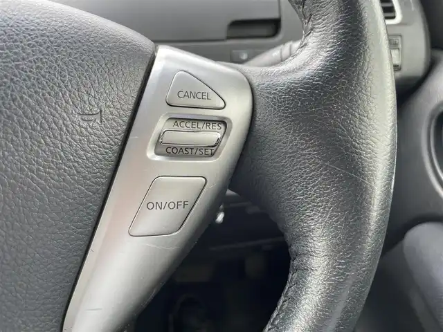 日産 セレナ HWS S HV Vセレ +SeftyⅡ 茨城県 2015(平27)年 6.1万km ブリリアントホワイトパール 純正ナビ/MC315D-W/クルコン/ETC/両側パワスラ/前後ドラレコ/前後コーナーセンサー/アイドリングストップ/オートライト/Fフォグ/LEDライト/純正フロアマット/純正アルミホイール/横滑り防止装置/レーンキープアシスト/衝突被害軽減システム/シートバックテーブル/ロールサンシェード