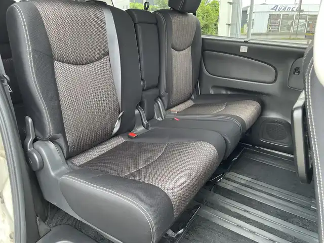 日産 セレナ HWS S HV Vセレ +SeftyⅡ 茨城県 2015(平27)年 6.1万km ブリリアントホワイトパール 純正ナビ/MC315D-W/クルコン/ETC/両側パワスラ/前後ドラレコ/前後コーナーセンサー/アイドリングストップ/オートライト/Fフォグ/LEDライト/純正フロアマット/純正アルミホイール/横滑り防止装置/レーンキープアシスト/衝突被害軽減システム/シートバックテーブル/ロールサンシェード