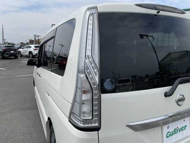 日産 セレナ HWS S HV Vセレ +SeftyⅡ 茨城県 2015(平27)年 6.1万km ブリリアントホワイトパール 純正ナビ/MC315D-W/クルコン/ETC/両側パワスラ/前後ドラレコ/前後コーナーセンサー/アイドリングストップ/オートライト/Fフォグ/LEDライト/純正フロアマット/純正アルミホイール/横滑り防止装置/レーンキープアシスト/衝突被害軽減システム/シートバックテーブル/ロールサンシェード