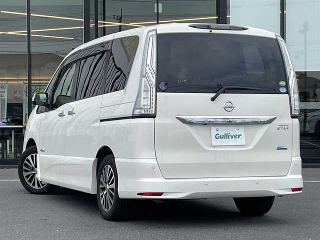 日産 セレナ HWS S HV Vセレ +SeftyⅡ 茨城県 2015(平27)年 6.1万km ブリリアントホワイトパール 純正ナビ/MC315D-W/クルコン/ETC/両側パワスラ/前後ドラレコ/前後コーナーセンサー/アイドリングストップ/オートライト/Fフォグ/LEDライト/純正フロアマット/純正アルミホイール/横滑り防止装置/レーンキープアシスト/衝突被害軽減システム/シートバックテーブル/ロールサンシェード