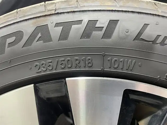 トヨタ ヴェルファイア Z Gエディション 大阪府 2019(令1)年 3.1万km ホワイトパールクリスタルシャイン サンルーフ 黒革 純正10.5incナビTV 360カメラ 後席モニター デジタルインナーミラー JBLサウンド パワーシート/ヒーター/エアコン 電動リアゲート レーダークルコン 衝突軽減ブレーキ レーンアシスト ブラインドSM