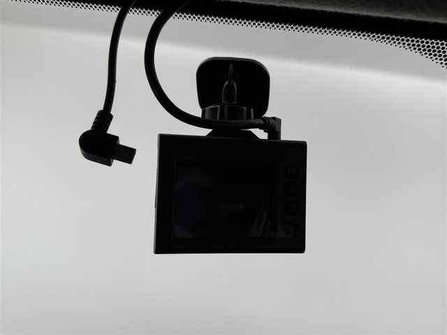 日産 キックス X 愛知県 2020(令2)年 5万km ピュアブラック デジタルインナーミラー/インテリジェントアラウンドビューモニター/プロパイロット/エマージェンシーブレーキ/ふらつき警報/車線逸脱警報機能/車線逸脱維持機能/ハイビームアシスト/純正9インチナビ/　　CD/DVD/BT/フルセグ/ドライブレコーダー/ETC/革巻きステアリング/ステアリングリモコン/ハーフレザーシート/ルーフレール/純正LEDヘッドライト/フォグランプ/純正17インチアルミホイール