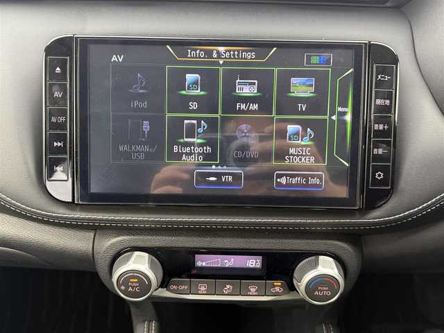 日産 キックス X 愛知県 2020(令2)年 5万km ピュアブラック デジタルインナーミラー/インテリジェントアラウンドビューモニター/プロパイロット/エマージェンシーブレーキ/ふらつき警報/車線逸脱警報機能/車線逸脱維持機能/ハイビームアシスト/純正9インチナビ/　　CD/DVD/BT/フルセグ/ドライブレコーダー/ETC/革巻きステアリング/ステアリングリモコン/ハーフレザーシート/ルーフレール/純正LEDヘッドライト/フォグランプ/純正17インチアルミホイール