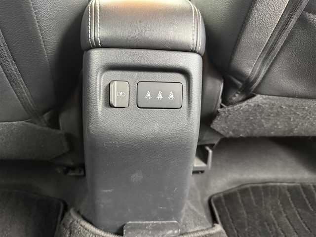 日産 キックス X 愛知県 2020(令2)年 5万km ピュアブラック デジタルインナーミラー/インテリジェントアラウンドビューモニター/プロパイロット/エマージェンシーブレーキ/ふらつき警報/車線逸脱警報機能/車線逸脱維持機能/ハイビームアシスト/純正9インチナビ/　　CD/DVD/BT/フルセグ/ドライブレコーダー/ETC/革巻きステアリング/ステアリングリモコン/ハーフレザーシート/ルーフレール/純正LEDヘッドライト/フォグランプ/純正17インチアルミホイール