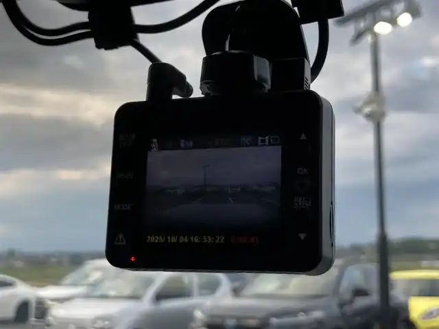 スズキ ジムニー XL 鳥取県 2022(令4)年 1.4万km ミディアムグレー ４・W・D・ターボ/ワンオーナー/社外DPオーディオ/DVD/CD/BT/USB/API0コンプリートカーTSシリーズ/API0フロントバンパー/API0フロントグリル/API016インチアルミ/API0背面タイヤカバー/TOYOオープンカントリータイヤ/レーダーブレーキサポート/前後ドライブレコーダー/前席シートヒーター/LEDヘットライト/オートハイビーム/プッシュエンジンスタート/アイドリングストップ/スペアキー