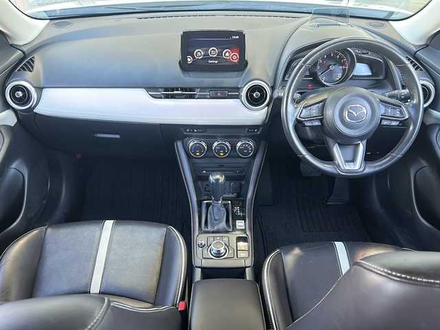 マツダ ＣＸ－３ 20S エクスクルーシブモッズ 静岡県 2018(平30)年 5.7万km セラミックM 純正SDナビ/・CD/・DVD/・フルセグＴＶ/・Bluetooth/・USB/・AM/・FM/主要装備/・衝突軽減/・レーンキープ/・追従クルコン/・コーナーセンサー前後/・HUD/・全方位カメラ/・BSM/・レザーシート/・シートヒーターD/N席/・パワーシートD席/・ハンドルヒーター/・パドルシフト/・LEDヘッドライト/・オートハイビーム/・フォグランプ/・電動パーキングブレーキ/・オートホールド/・純正フロアマット/・純正アルミホイール
