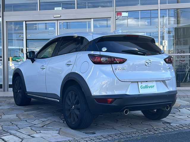 マツダ ＣＸ－３ 20S エクスクルーシブモッズ 静岡県 2018(平30)年 5.7万km セラミックM 純正SDナビ/・CD/・DVD/・フルセグＴＶ/・Bluetooth/・USB/・AM/・FM/主要装備/・衝突軽減/・レーンキープ/・追従クルコン/・コーナーセンサー前後/・HUD/・全方位カメラ/・BSM/・レザーシート/・シートヒーターD/N席/・パワーシートD席/・ハンドルヒーター/・パドルシフト/・LEDヘッドライト/・オートハイビーム/・フォグランプ/・電動パーキングブレーキ/・オートホールド/・純正フロアマット/・純正アルミホイール