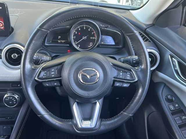 マツダ ＣＸ－３ 20S エクスクルーシブモッズ 静岡県 2018(平30)年 5.7万km セラミックM 純正SDナビ/・CD/・DVD/・フルセグＴＶ/・Bluetooth/・USB/・AM/・FM/主要装備/・衝突軽減/・レーンキープ/・追従クルコン/・コーナーセンサー前後/・HUD/・全方位カメラ/・BSM/・レザーシート/・シートヒーターD/N席/・パワーシートD席/・ハンドルヒーター/・パドルシフト/・LEDヘッドライト/・オートハイビーム/・フォグランプ/・電動パーキングブレーキ/・オートホールド/・純正フロアマット/・純正アルミホイール