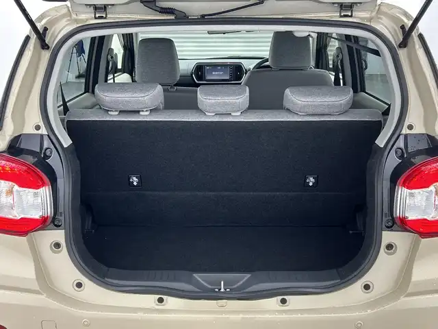 トヨタ パッソ X Lパッケージ 三重県 2023(令5)年 0.6万km キナコメタリック /純正7インチナビ//バックカメラ//衝突軽減ブレーキ//車線逸脱システム//オートハイビーム//コーナーセンサー//ETC//フロアマット//スマートキー×2