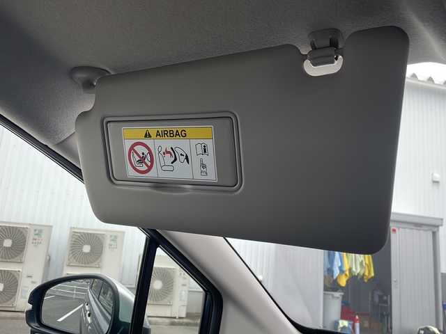 ホンダ フリード ハイブリット e:HEV クロスター 三重県 2025(令7)年 0.1千km メテオロイドグレーメタリック 純正９インチコネクトナビ/アップルカープレイ/ＢＳＭ/両側パワースライドドア/バックカメラ/前席シートヒーター/追従クルーズコントロール/コーナーセンサー/ＵＳＢ給電/ＬＥD/ハーフレザーシート/ステアリングリモコン/禁煙車