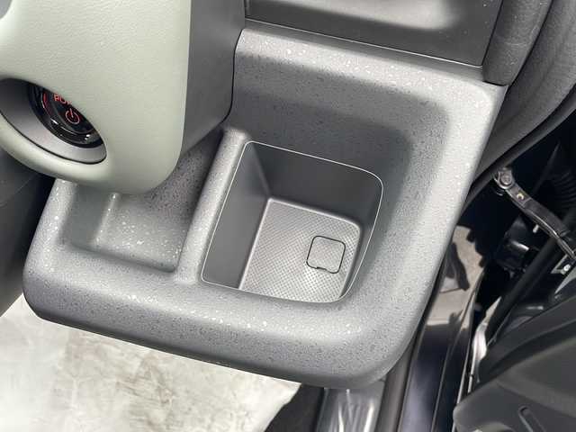 ホンダ フリード ハイブリット e:HEV クロスター 三重県 2025(令7)年 0.1千km メテオロイドグレーメタリック 純正９インチコネクトナビ/アップルカープレイ/ＢＳＭ/両側パワースライドドア/バックカメラ/前席シートヒーター/追従クルーズコントロール/コーナーセンサー/ＵＳＢ給電/ＬＥD/ハーフレザーシート/ステアリングリモコン/禁煙車