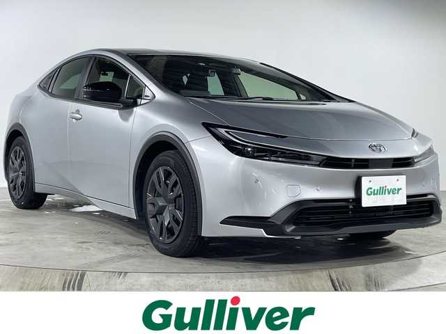 トヨタ プリウス X 福岡県 2023(令5)年 0.4万km シルバーメタリック ワンオーナー禁煙車純正ナビ(フルセグＴＶ/Bluetooth)バックモニタートヨタセーフティーETCコーナーセンサーレーダークルコンオートブレーキホールドドラレコスペアキー有りLEDヘッドライト