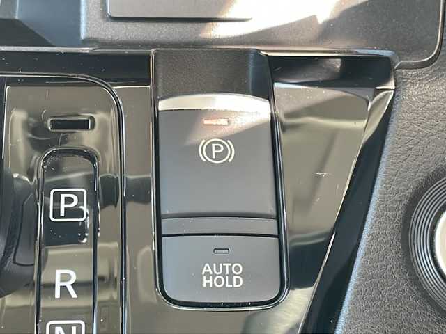 日産 ルークス HWS Gターボ プロパイロットED 福岡県 2020(令2)年 5.6万km スパークリングレッド/ブラック 純正９インチナビ/（Bカメラ、CD、DVD、Bluetooth、SD、AM、FM）/全方位カメラ/プロパイロット/後方送風機/両側パワースライドドア/レーダークルーズコントロール/ハンズフリースライドドア/後席テーブル/後席サンシェード/ドラレコ前/純正15インチホイール/車線逸脱警報/先行車発信お知らせ/フォグランプ/純正ドアバイザー/電格ミラー/ステリングボタン/電動パーキングブレーキ/オートホールド/ISOFIX/LEDヘッドライト