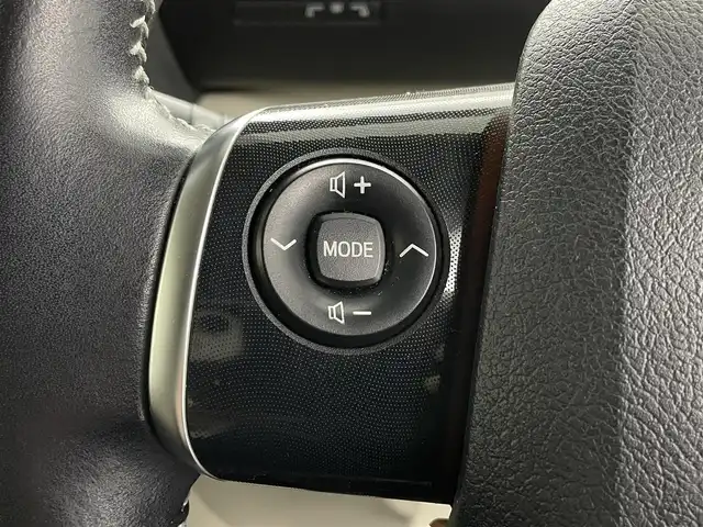 トヨタ シエンタ ハイブリッド G 埼玉県 2016(平28)年 10.7万km ヴィンテージブラウンパールクリスタルシャイン 純正ナビ　両側　Ｂカメラ　衝突軽減　ＬＥＤ　ビルトインＥＴＣ　ドライブレコーダー　衝突被害軽減ブレーキ　純正フロアマット　スマートキー　Ｂｌｕｅｔｏｏｔｈ　フルフラット　ウォークスルー