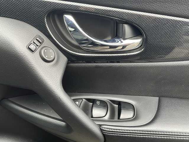 日産 エクストレイル 20X エマージェンシーブレーキ 福島県 2015(平27)年 6.5万km ダイヤモンドブラック 4WD 7人乗 純正ナビ フルセグTV Bluetooth バックカメラ 衝突軽減ブレーキ ETC パワーバックドア ドライブレコーダー LEDヘッドライト フォグランプ オートライト スマートキー