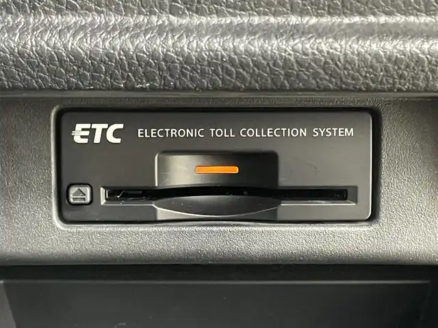 日産 エルグランド 250ハイウェイスターS 岡山県 2016(平28)年 5.8万km ファントムブラック 純正ナビ/（CD/DVD/TV/BT)/全方位カメラ/両側パワースライドドア/電動リアゲート/コーナーセンサー/LEDヘッドライト/オートライト/ハーフレザーシート/前後ドライブレコーダー/衝突軽減ブレーキ/スペアキー