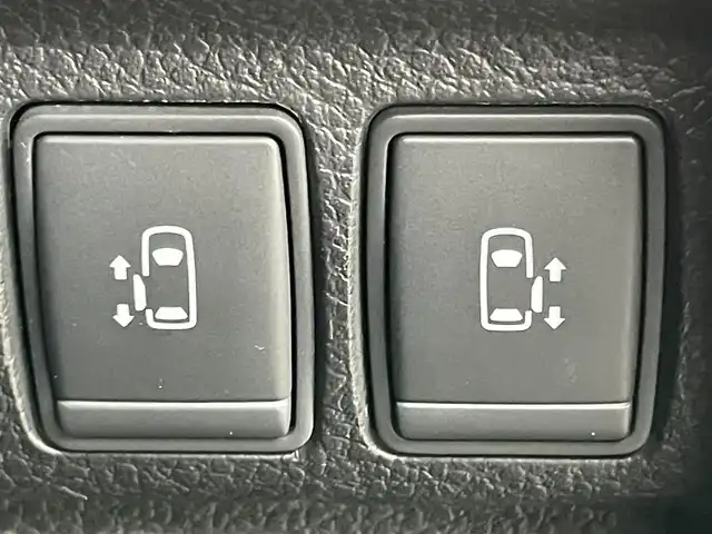 日産 エルグランド 250ハイウェイスターS 岡山県 2016(平28)年 5.8万km ファントムブラック 純正ナビ/（CD/DVD/TV/BT)/全方位カメラ/両側パワースライドドア/電動リアゲート/コーナーセンサー/LEDヘッドライト/オートライト/ハーフレザーシート/前後ドライブレコーダー/衝突軽減ブレーキ/スペアキー